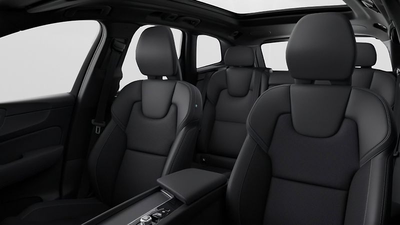 Volvo XC60 (2026) DARK T6 ULTRA,4X4 - fotka 8 z 10