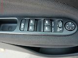 Citroën C3 Picasso (2016) 1.2 PT, AC, TZ, temp - náhled 12