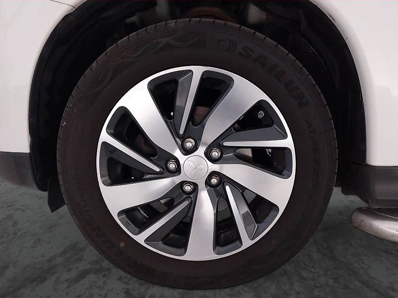 Mitsubishi ASX (2015) 1.8 DI-D MIVEC, 4X4 - fotka 15 z 22