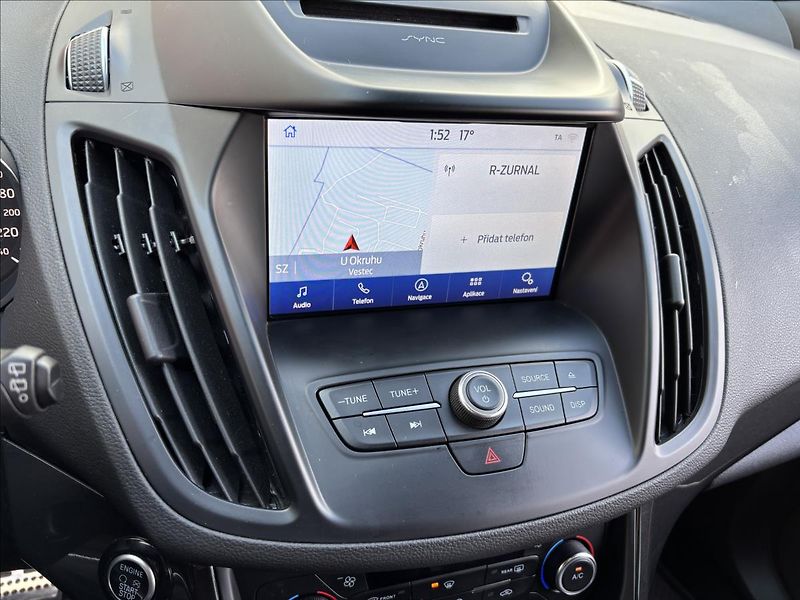 Ford Kuga 2,0 EcoBoost 170 kW ST-Line - fotka 30 z 44