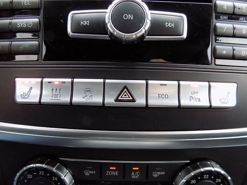 Mercedes-Benz Třídy M (2015) 350d/4-Matic/LED/ČR/DPH/ - fotka 31 z 50