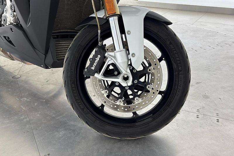 BMW S 1000 XR - fotka 8 z 13