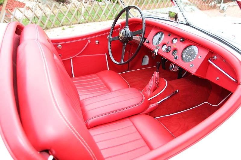 Jaguar XK (1954) 140 OTS - fotka 6 z 11