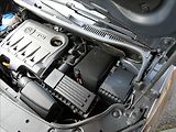 Volkswagen Touran 1,6 TDi 77kW CUP,7.míst,naviga - náhled 38