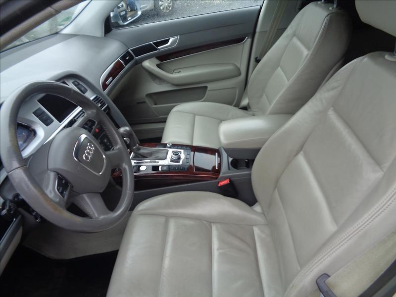 Audi A6 3,0 - fotka 15 z 17