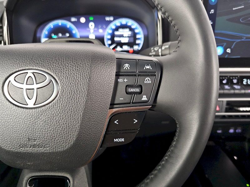 Toyota Camry (2025) 2.5HEV 230k - fotka 9 z 26
