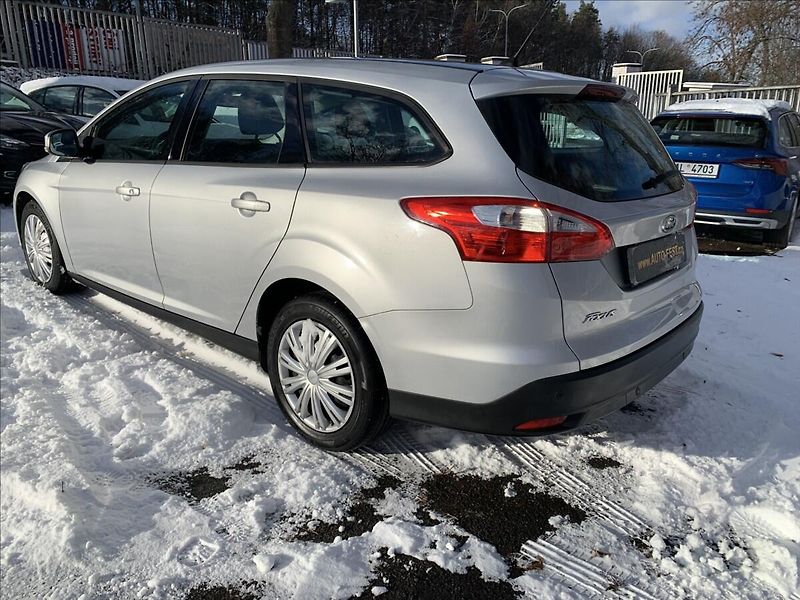 Ford Focus 1,6 TDCI,ČR - fotka 7 z 16