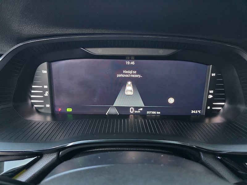 Škoda Octavia 2.0TDi 110kW DSG STYLE + NAVI - fotka 23 z 44