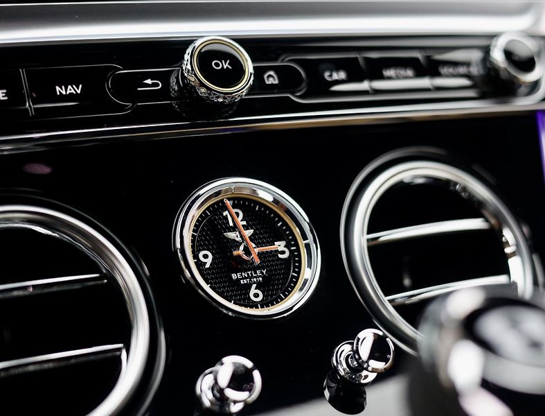 Bentley Continental GT (2020) 4.0 V8 440 KW 4x4 - fotka 38 z 51