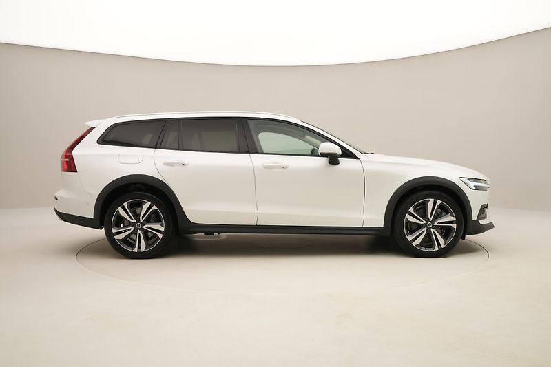 Volvo V60 CC B5 AWD BRIGHT PLUS AUT  - fotka 14 z 45
