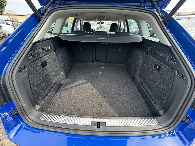 Škoda Superb (2018) 2,0 TDI 110 KW ČR 2. MAJ - fotka 43 z 50