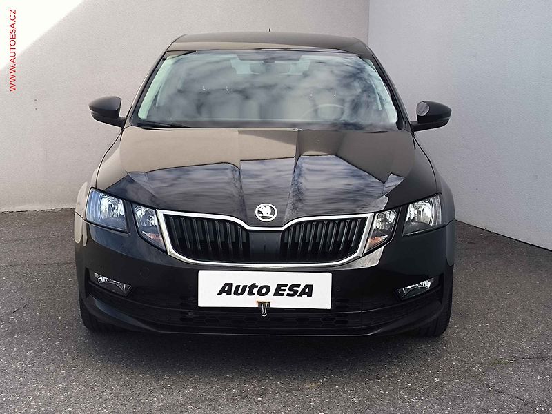 Škoda Octavia (2017) 1.4 TSi, Ambition - fotka 2 z 21