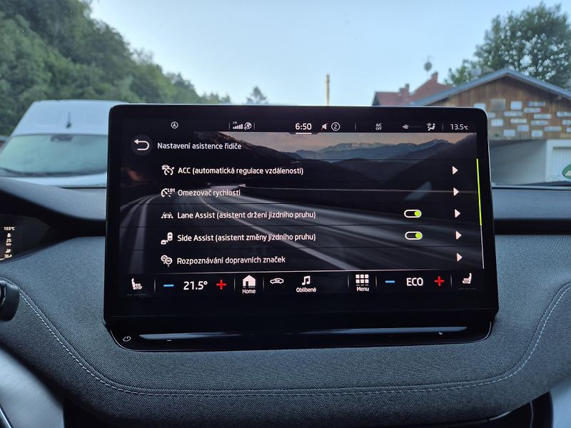 Škoda Enyaq 150kw, iV80 19ALU SOH 95% - fotka 23 z 47
