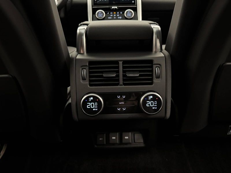 Land Rover Discovery (2023) 3.0 Dynamic SE, tažné, odpočet - fotka 46 z 48
