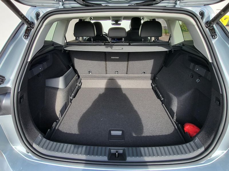 Volkswagen Tayron (2025) People 2,0TDI 110 kW-nové - fotka 22 z 27