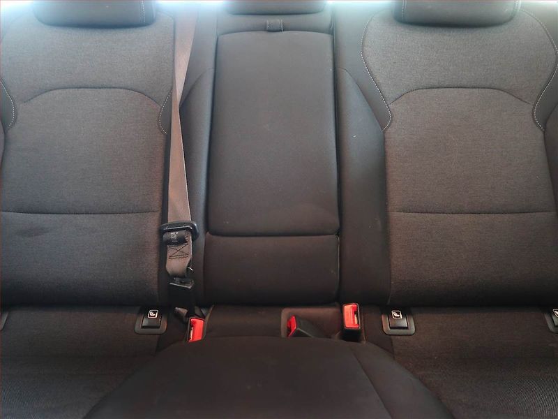 Hyundai i30 (2021) 1.5 T-GDI MHEV, Automat, Navi - fotka 10 z 26