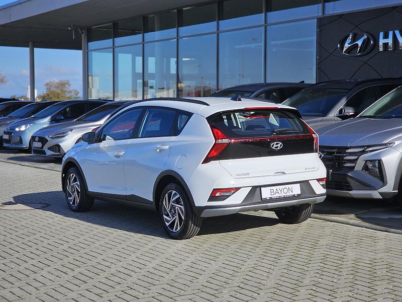 Hyundai Bayon (2026) 1.0 TGDI 66 kW DCT SMART CLIMA - fotka 4 z 14