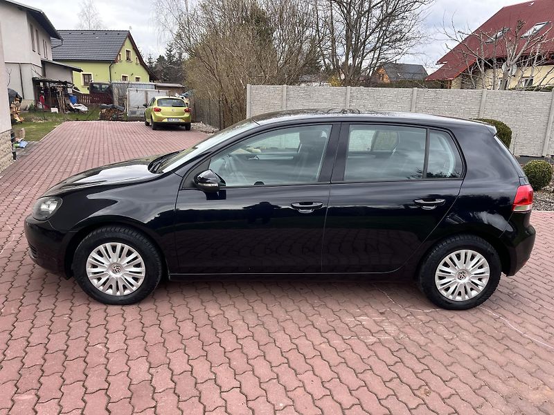 Volkswagen Golf 1.4 59KWMPI,NAVI,DVD,TZ,2xKOLA - fotka 4 z 45