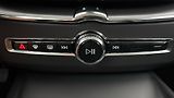 Volvo XC60 2.0 B4 AUT AWD Momentum Pro - náhled 13