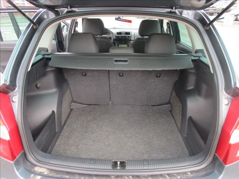 Škoda Fabia 1,4 i 16V, klima, ABS, ESP, - fotka 9 z 25