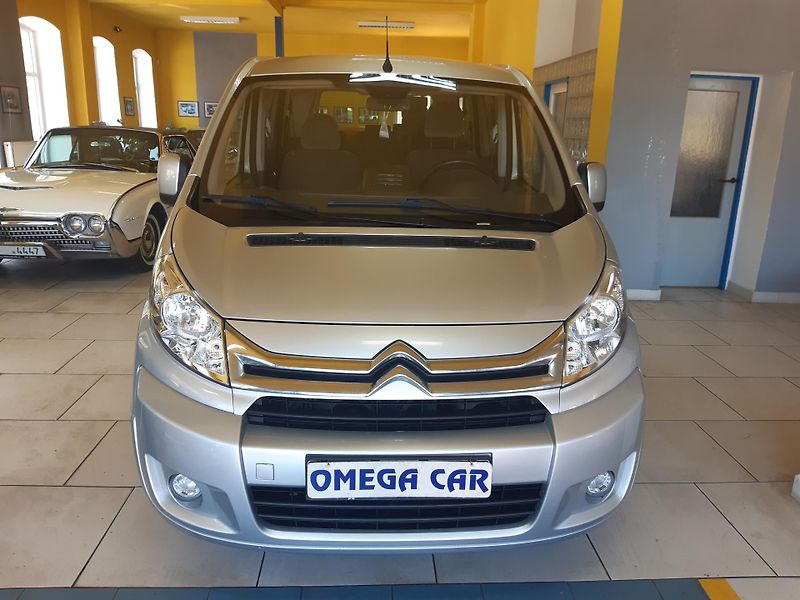 Citroën Jumpy 2.0HDI MULTISPACE 7míst L2 - fotka 2 z 21