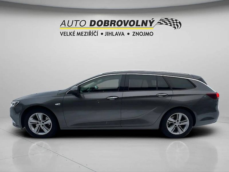 Opel Insignia Sports Tourer Innovation D 2.0 - fotka 4 z 32