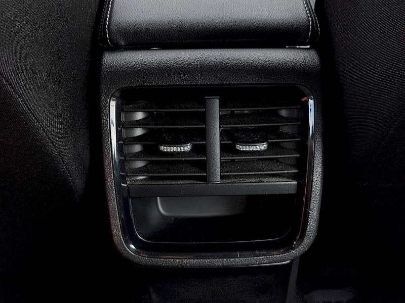 Škoda Octavia (2021) Combi Ambition Plus 2,0 Tdi 85 - fotka 23 z 32