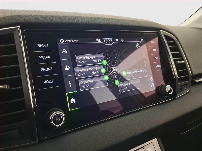 Škoda Karoq (2021) Style 1.5 TSI - fotka 19 z 22