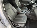 Ford Focus 2,0TDCI 120 kW AUTOMAT - náhled 13