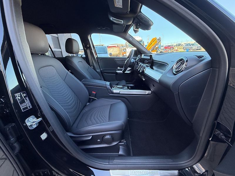 Mercedes-Benz GLB 200 d 4MATIC Progressive E - fotka 10 z 35