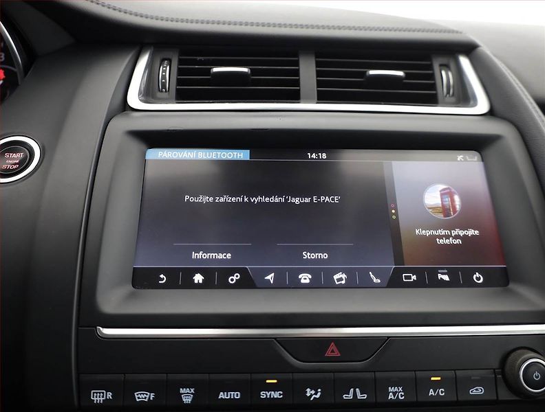 Jaguar E-Pace (2021) D150 AWD - fotka 14 z 20