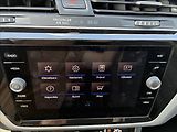 Volkswagen Touran 2,0 TDI ,7 MÍST,TAŽNÉ,KAMERA - náhled 27