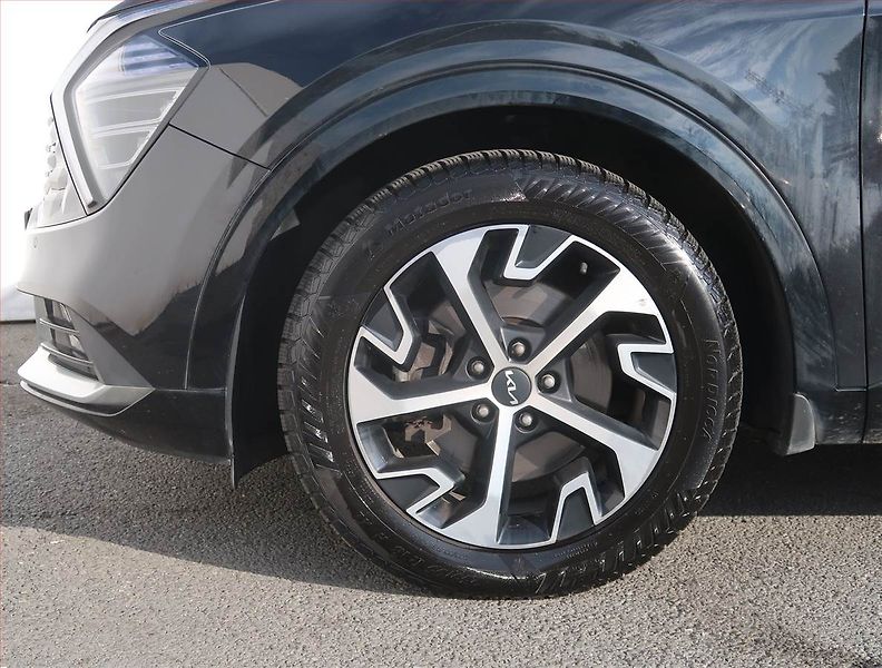 Kia Sportage (2023) 1.6 T-GDI MHEV - fotka 15 z 30