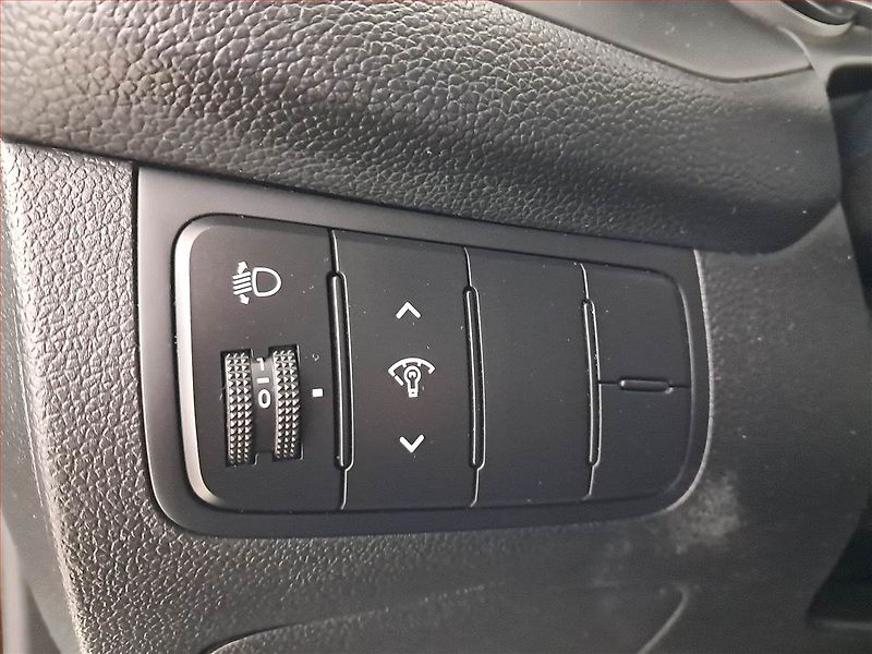 Kia Ceed (2017) 1.4 CRDi, Serv.kniha - fotka 17 z 18