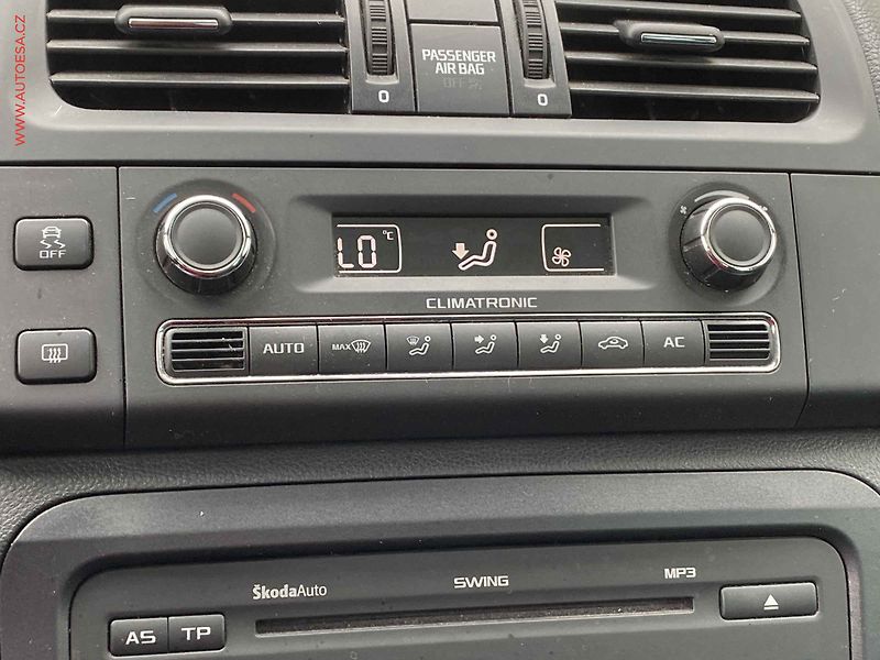 Škoda Roomster (2011) 1.2 TSi, Style Plus, panor, - fotka 15 z 17