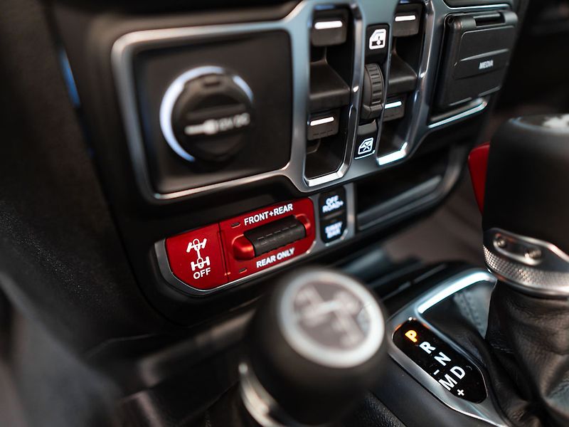 Jeep Wrangler (2026) 3.6 V6 Rubicon X, Naviják - fotka 25 z 35