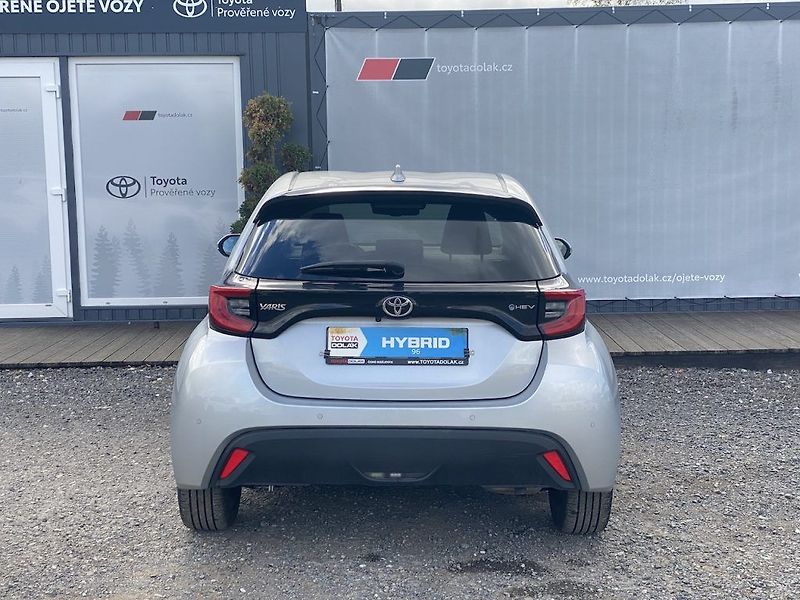 Toyota Yaris 1.5HEV, ČR, Style, DPH - fotka 6 z 16