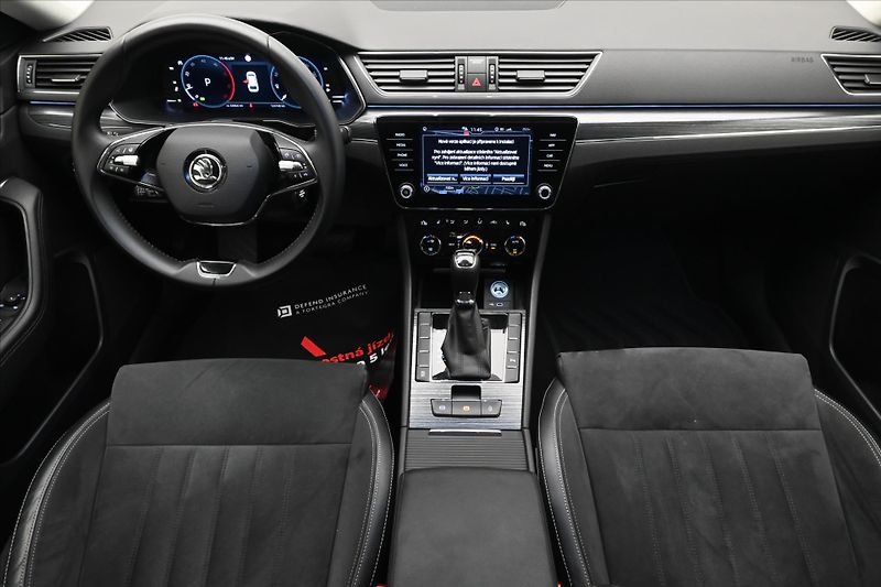 Škoda Superb 2,0 TDI 110 kW DSG STYLE Záruk - fotka 15 z 30