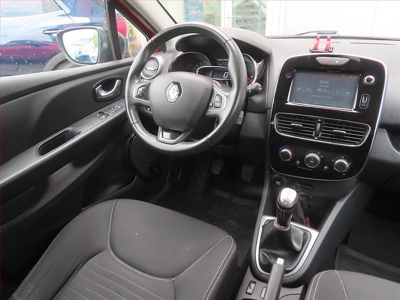 Renault Clio (2017) Limited 1.2 16V, Serv.kniha - fotka 7 z 19