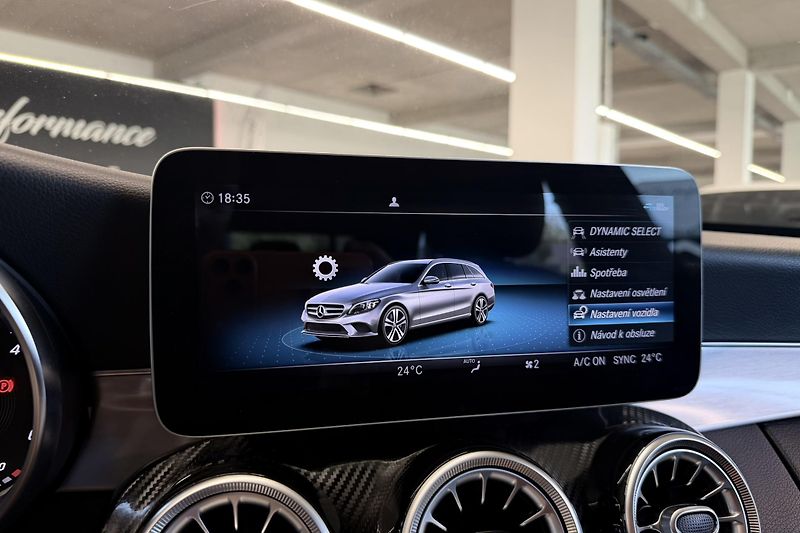 Mercedes-Benz Třídy C (2020) C 220d 4Matic AMG Line - fotka 73 z 81