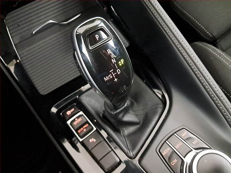 BMW X1 (2019) sDrive18i, Automat, Navi - fotka 13 z 26