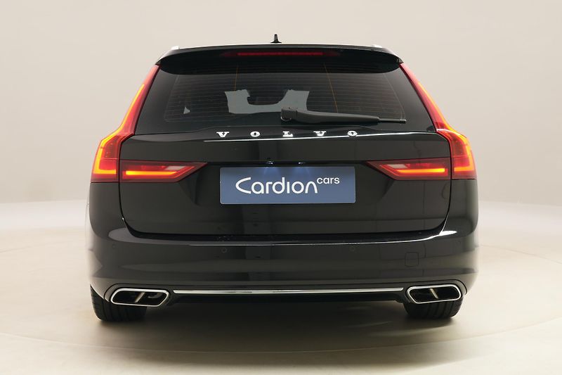 Volvo V90 D4 MOMENTUM AUT  - fotka 11 z 42