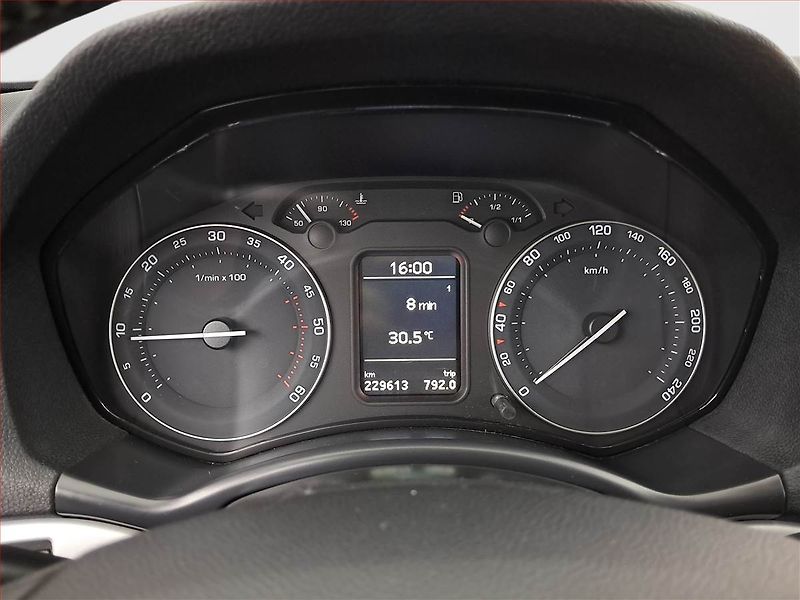 Škoda Octavia (2008) Scout 2.0 TDI, 4X4, Tempomat - fotka 11 z 17