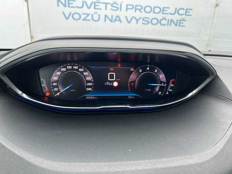 Peugeot 3008 (2021) 1.2PT 96kW! Full LED! Kamera! - fotka 25 z 36