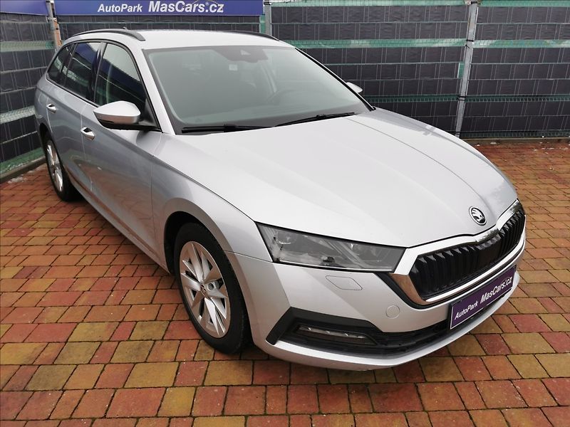 Škoda Octavia IV 2.0 TDI Ambition/Matrix - fotka 3 z 20