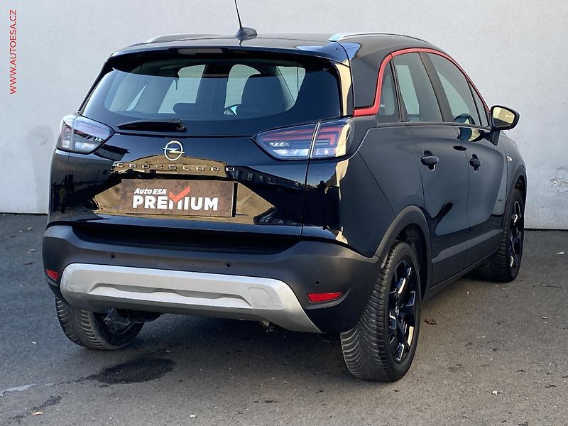 Opel Crossland (2021) 1.2 T, GS Line, LED, kamera - fotka 4 z 19