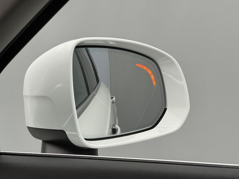 Volvo XC90 D5 AWD MOMENTUM PRO REZERVACE - fotka 20 z 50