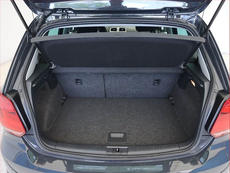 Volkswagen Polo (2016) 1.2 TSI, Automat, Tempomat - fotka 14 z 21