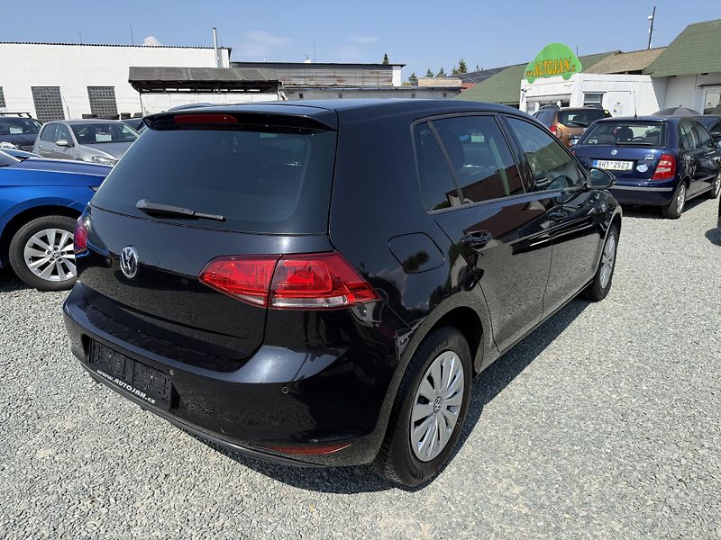 Volkswagen Golf 1.2 TSI DIGIKLIMA  - fotka 6 z 13