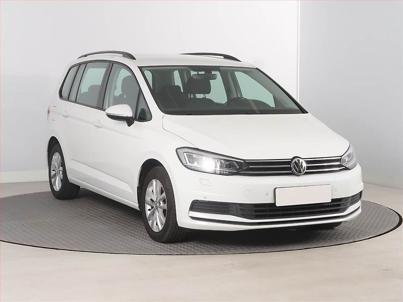 Volkswagen Touran (2019) Comfortline 1.6 TDI, Automat - fotografie inzerátu